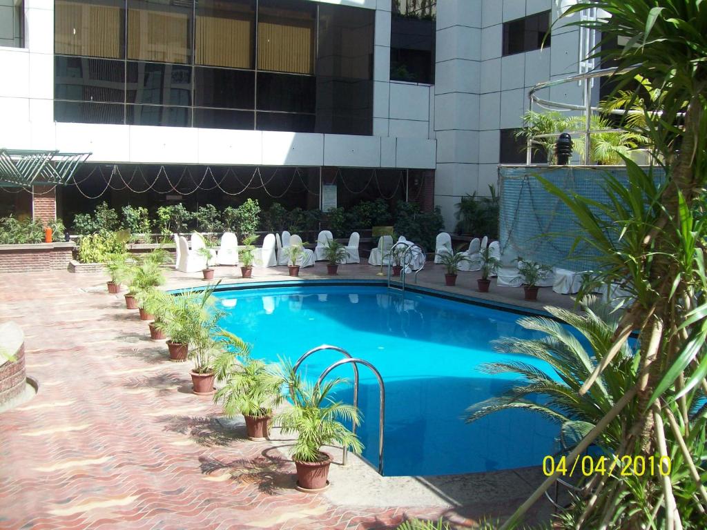 Kohinoor Continental Mumbai: Discover Luxury and Comfort Kohinoor Continental Mumbai: Discover Luxury and Comfort