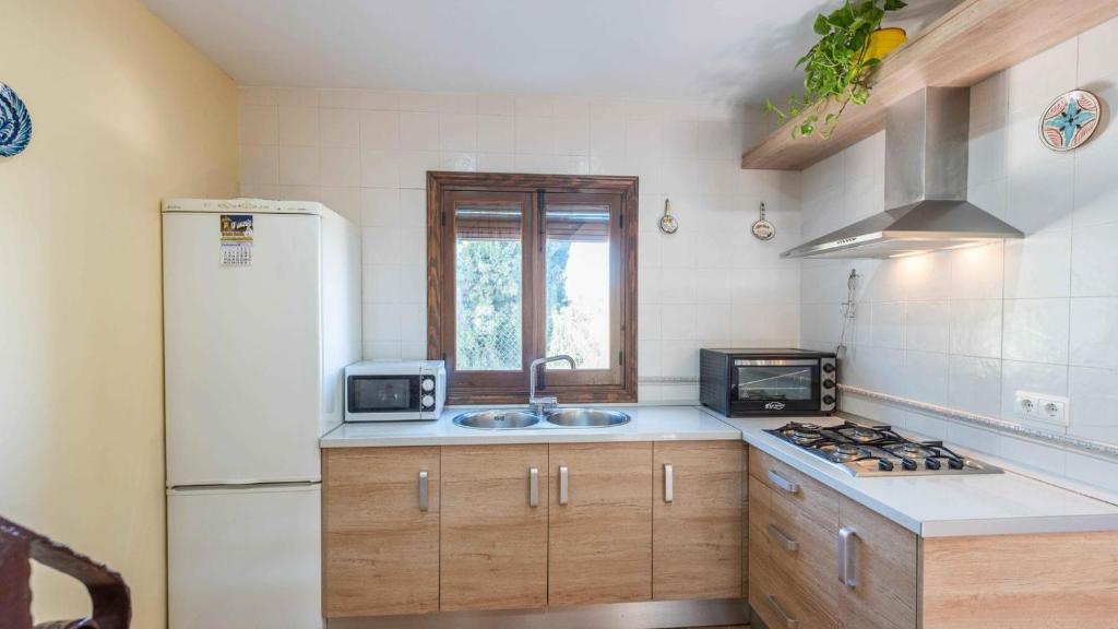 Kuchnia lub aneks kuchenny w obiekcie Casa Rural Huertas del Rio Archidona by Ruralidays