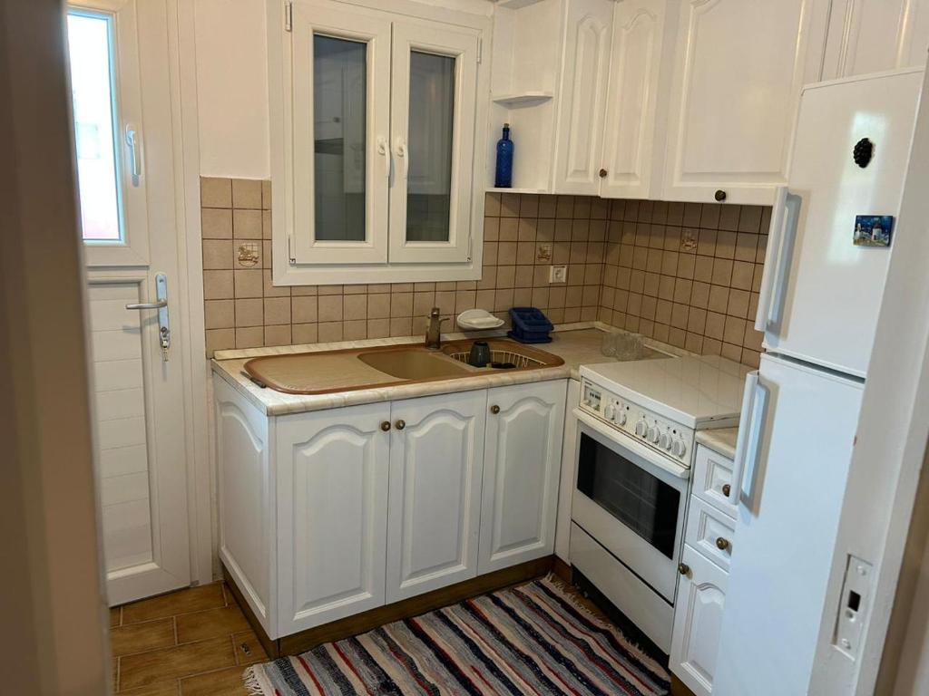 Kuchyňa alebo kuchynka v ubytovaní Sole Mykonos