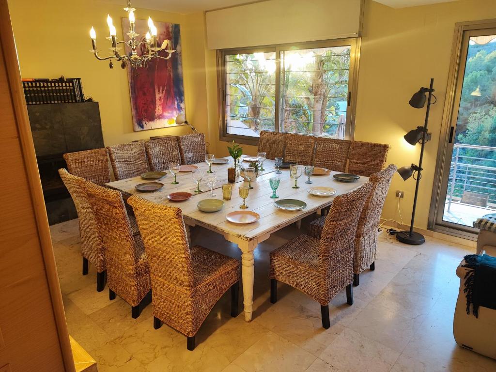 Posedenie v ubytovaní Villa Aguilas Club Guest house