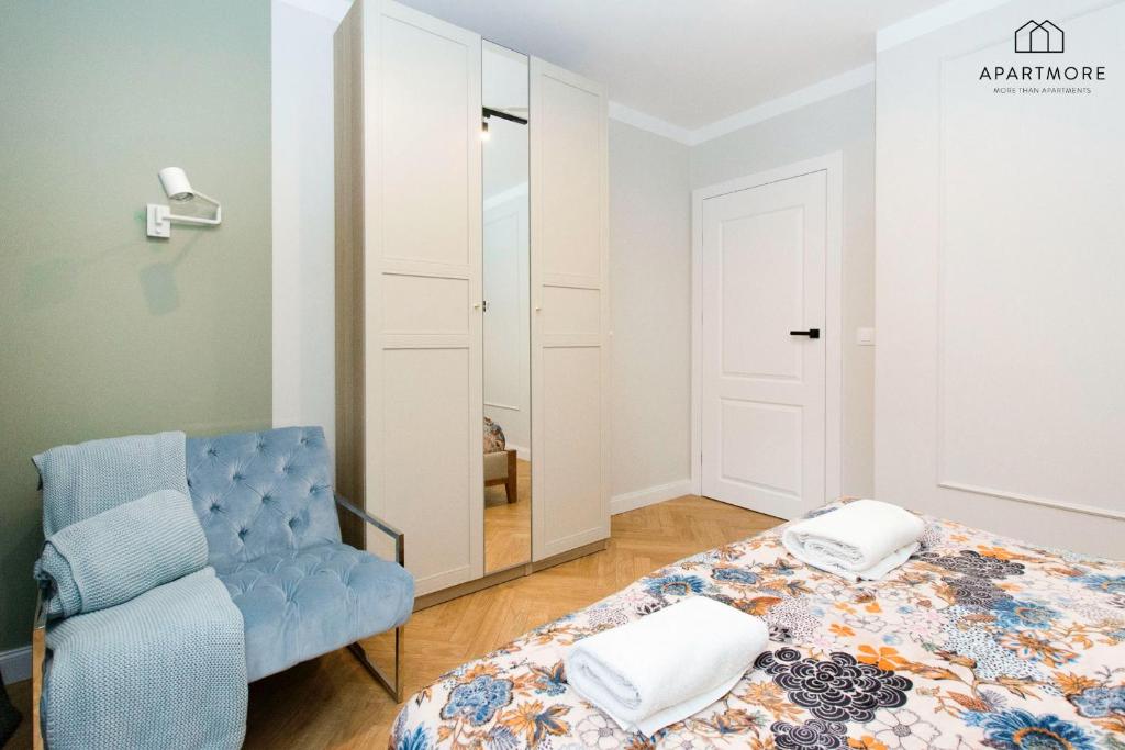 Posteľ alebo postele v izbe v ubytovaní Rezydencja Wintera by Apartmore