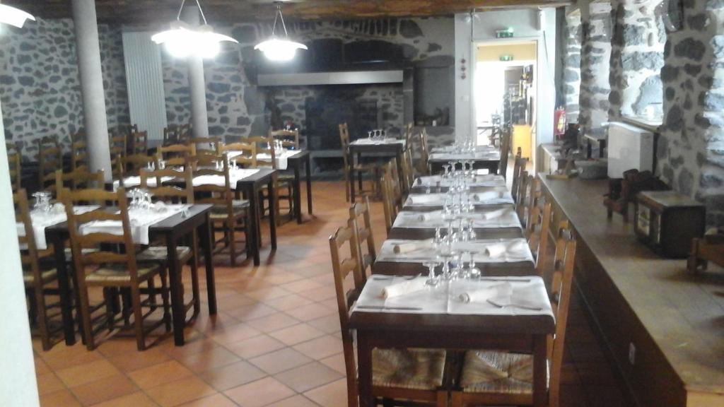 En restaurang eller annat matställe på Auberge Les Fontilles