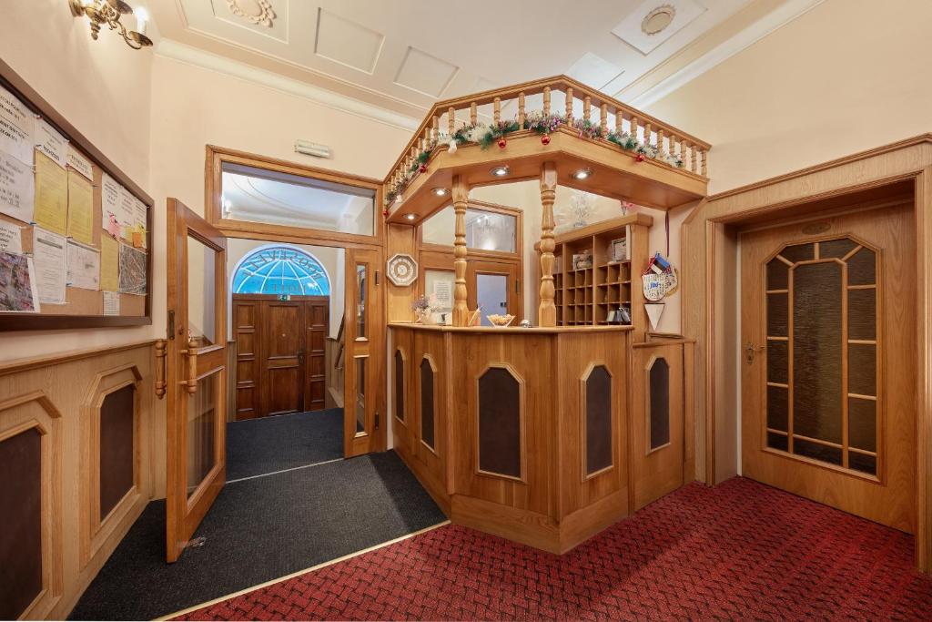 Φωτογραφία από το άλμπουμ του Hotel Roosevelt σε Λιτομέριτσε