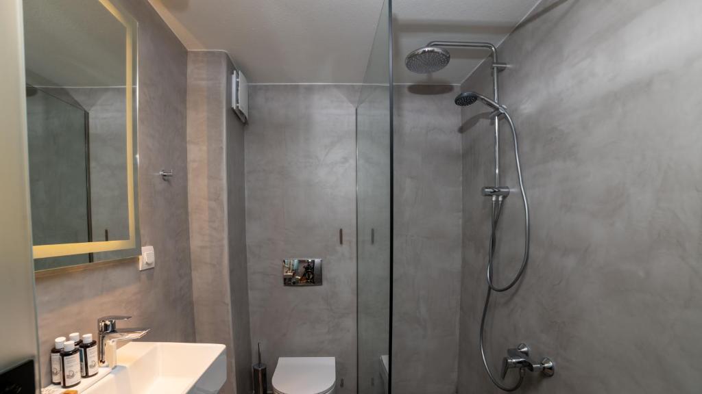 Un baño de Brettania Hotel