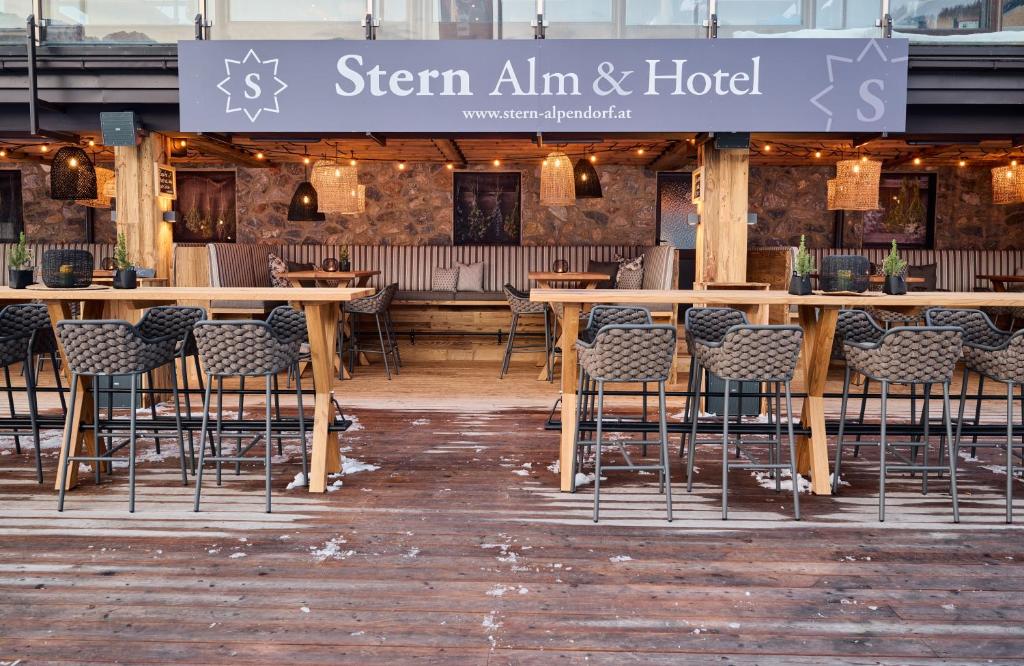 Restaurace v ubytování Alpendorf Hotel Stern