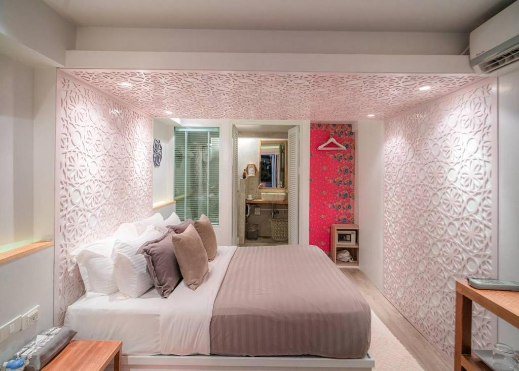 The Parlour Krabi - Standard Double Room