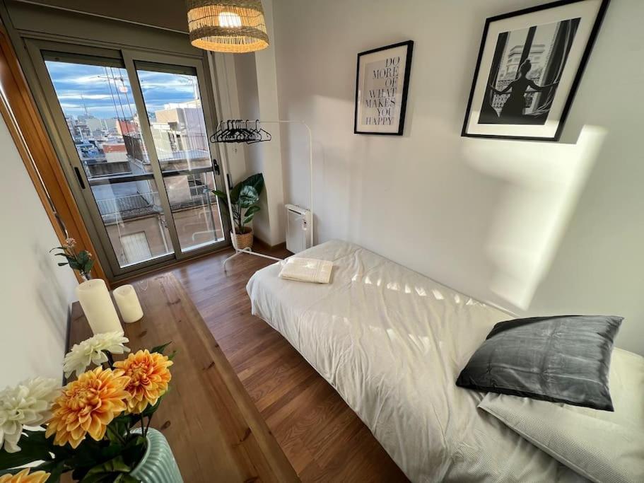 Apartamento espacioso y familiar - Three-Bedroom Apartment