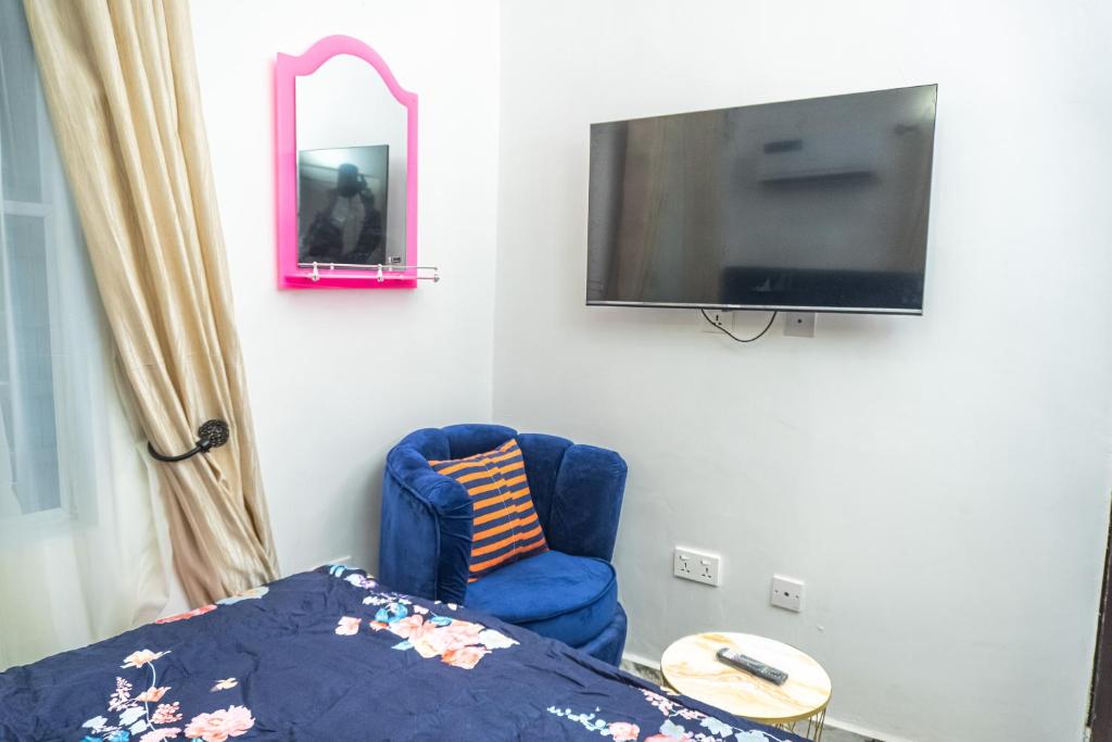 Postel nebo postele na pokoji v ubytování Live By The Water 2-Bed-Apt With FAST Wi-Fi And Secured