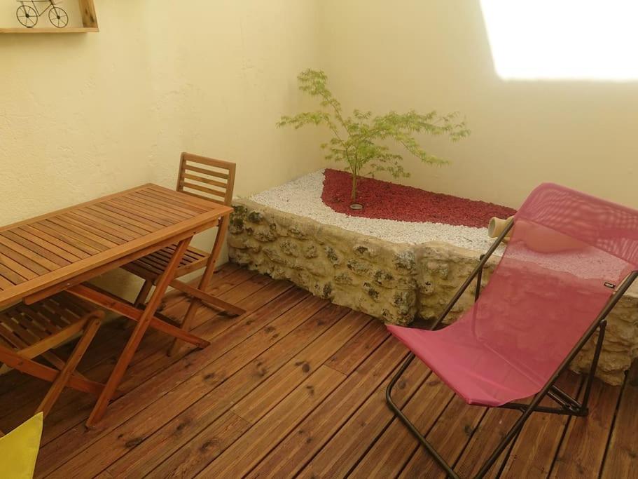 Posezení v ubytování maison de ville en plein cœur de Jonzac