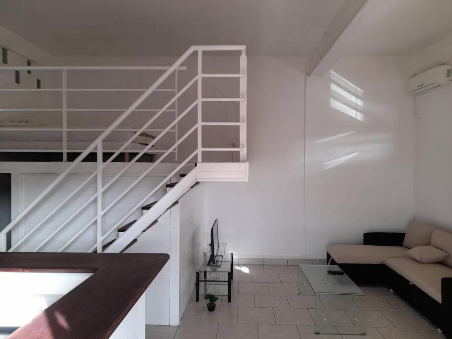 Fotografie z fotogalerie ubytování Appartement Mezzanine v destinaci Fort-de-France