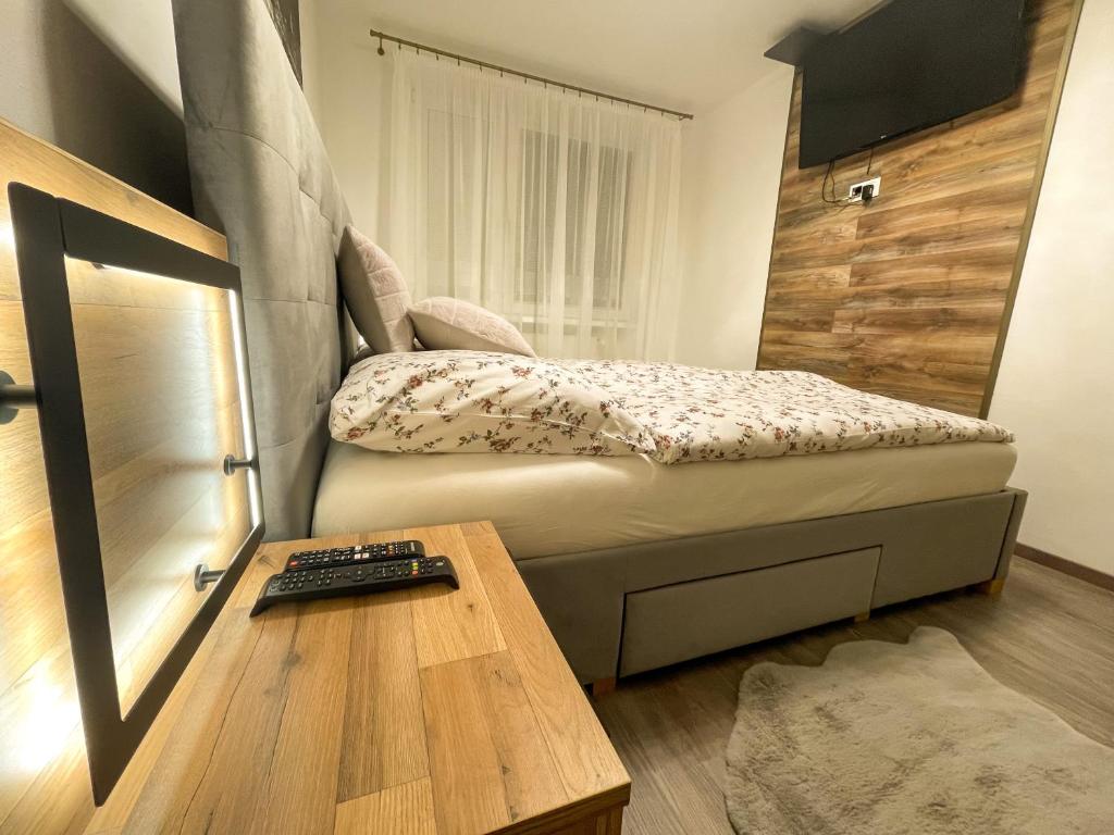 Postel nebo postele na pokoji v ubytování Apartman Anita