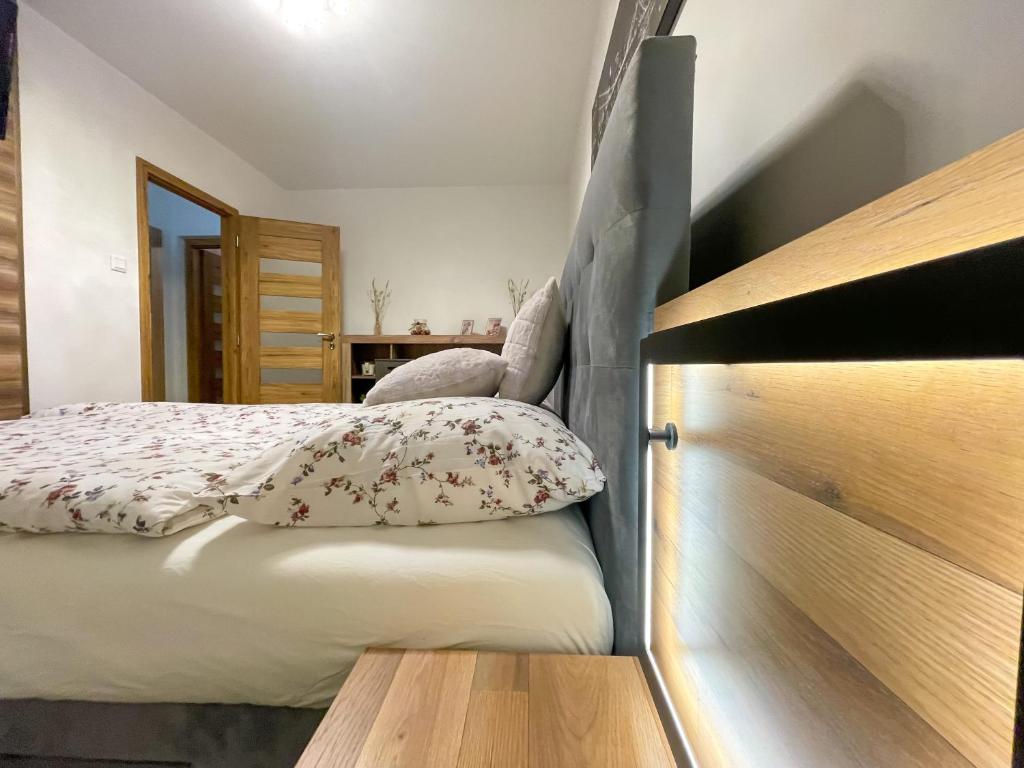 Postel nebo postele na pokoji v ubytování Apartman Anita