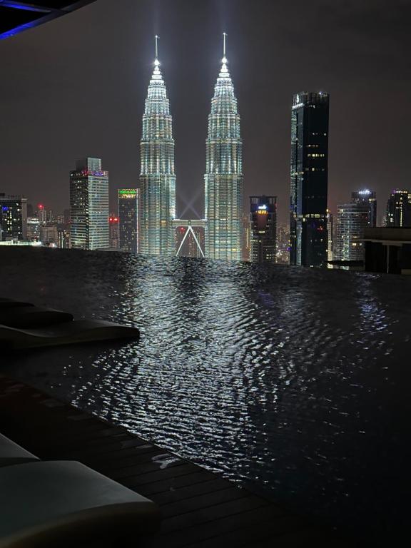 Eaton Residences KLCC By Leo Homestay - Housity