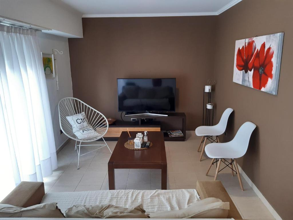 Departamento 4/5 PAX a 120 mts del mar- Necochea tesisinde bir televizyon ve/veya eğlence merkezi