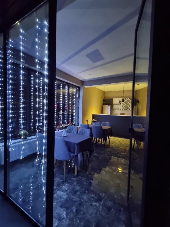 Fotografie z fotogalerie ubytování Hotel Sweet Night v destinaci Stepancminda