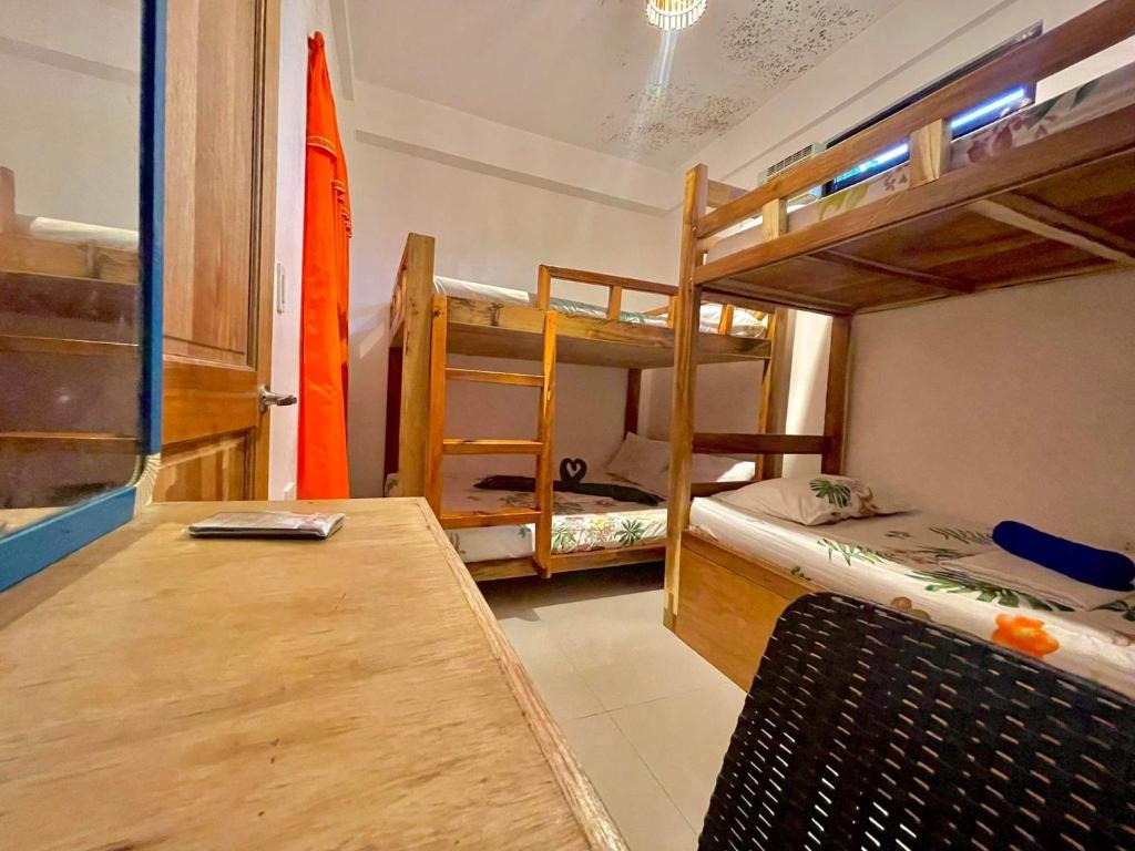 Siargao Zita's Garden Inn - Standard Family Room