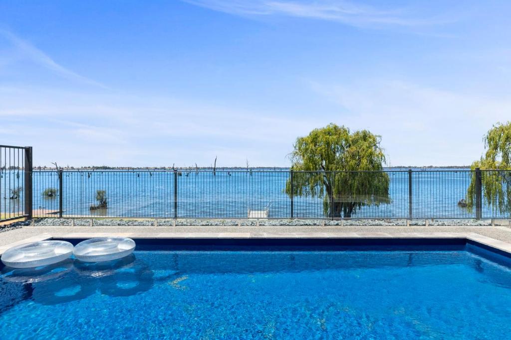 NEW Elements on the Waters Edge Woodlands, Yarrawonga (updated prices