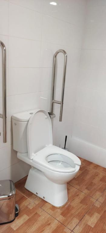 A bathroom at Lodge El Muelle Arinaga