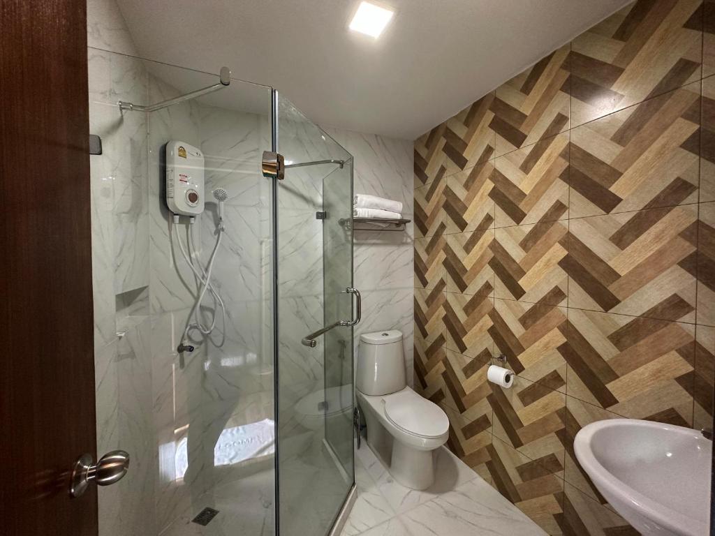 Plernpetch Hotel - 6