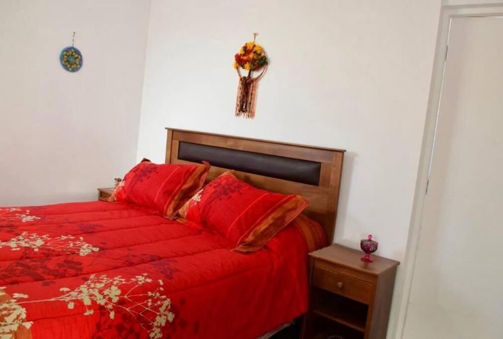 Postel nebo postele na pokoji v ubytování Hermosa Casa El Tabo nueva en condominio