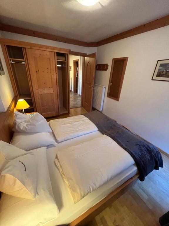 Postel nebo postele na pokoji v ubytování Residence Burghof
