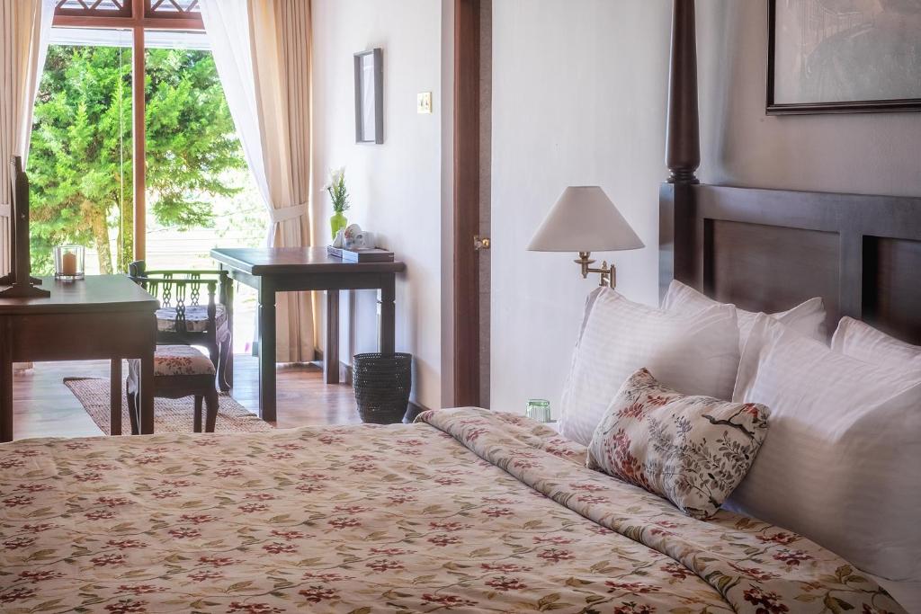 W15 Lake Gregory - 19