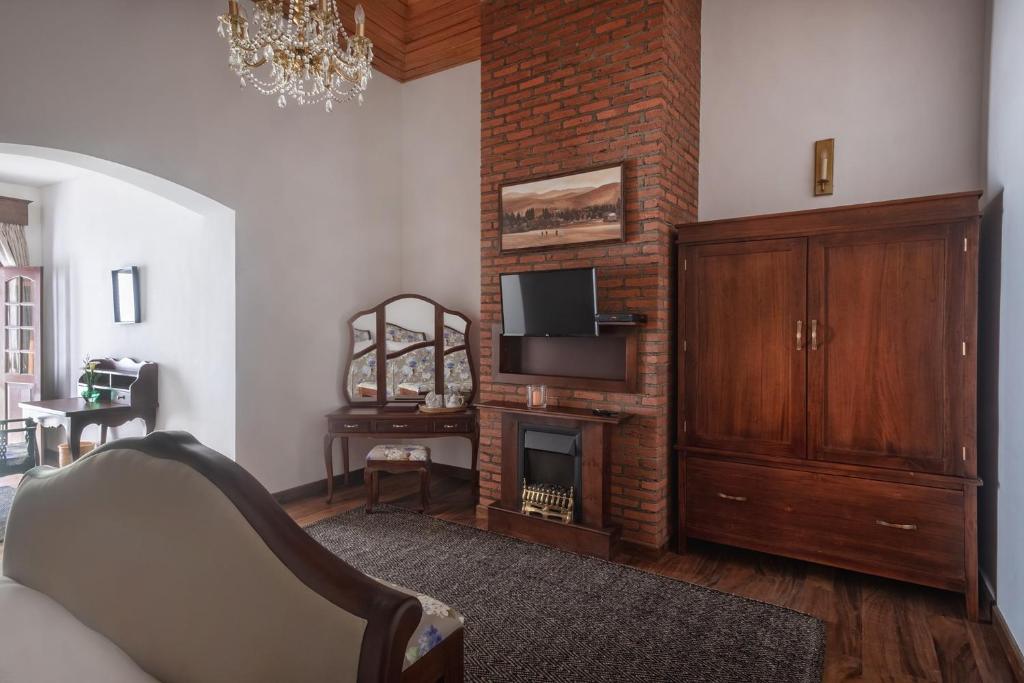 W15 Lake Gregory - 5