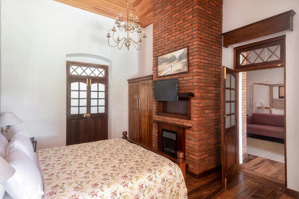 W15 Lake Gregory - 8