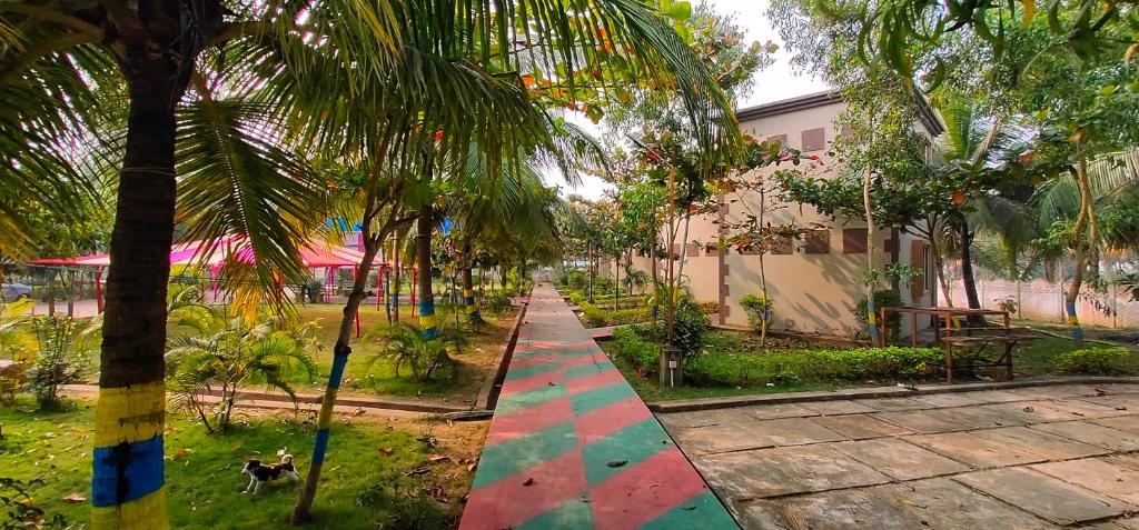 Janardan Coco Palms Resort - Housity