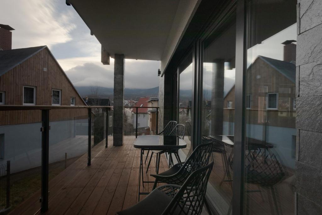 Balkón alebo terasa v ubytovaní Apart Invest Centrum Park 2