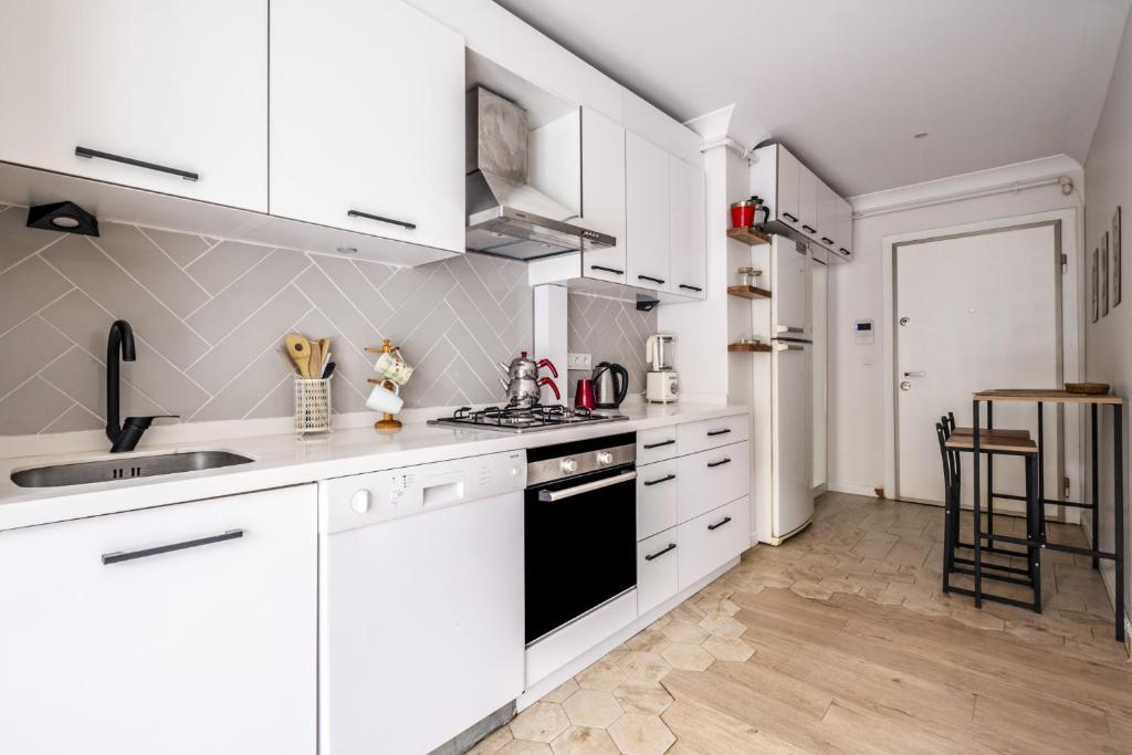 Kép Flat with Backyard near Idealtepe Marmaray Station szállásáról Isztambulban a galériában