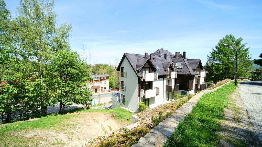 Budova, v ktorej sa apartmán nachádza