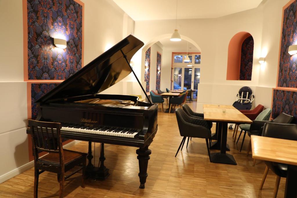 Art Hotel Charlottenburger Hof Berlin - Resim 16