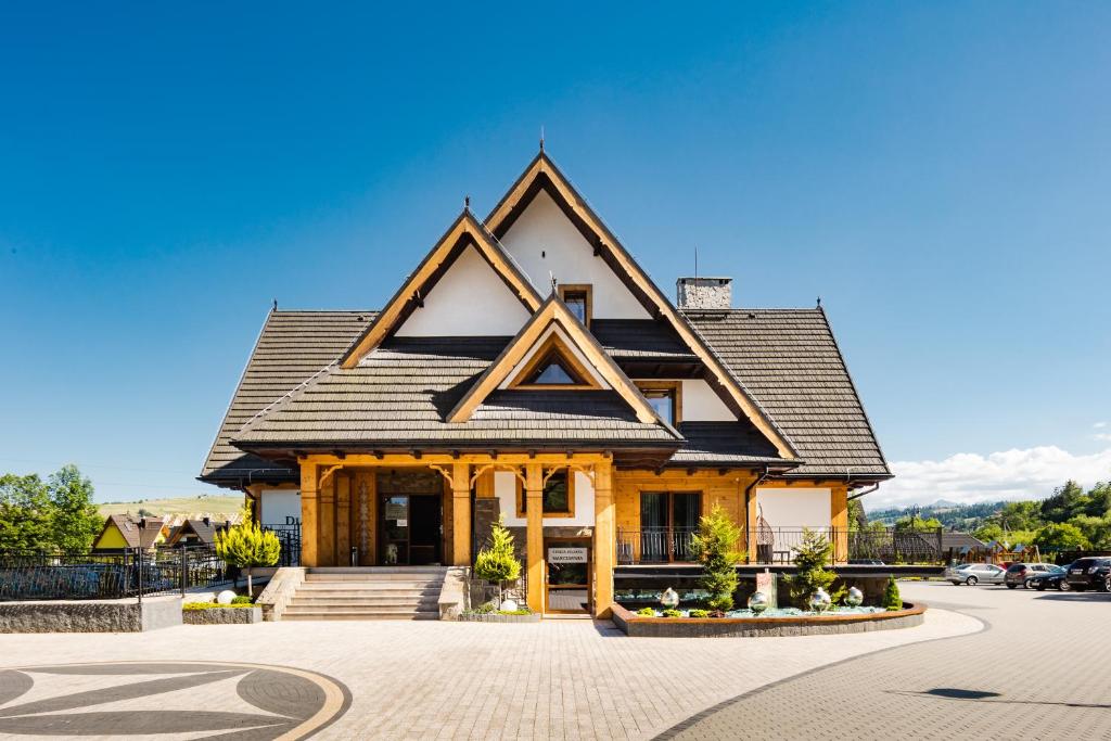 Budova, v ktorej sa apartmánový hotel nachádza