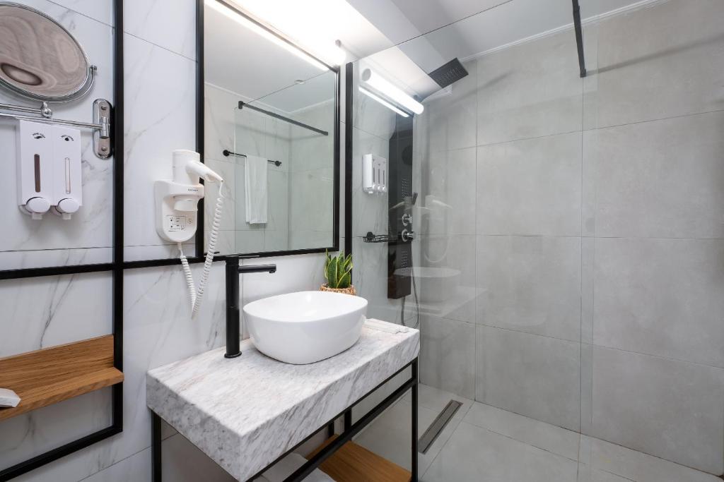 Enattica Suites - Resim 36