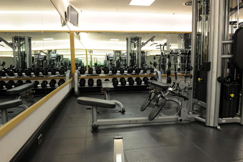 a gym with several rows of exercise bikes at Hyatt Regency Birmingham in Birmingham