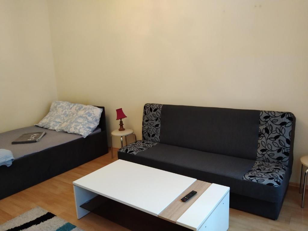 Posedenie v ubytovaní Pokój w prywatnym mieszkaniu 25m centrum Wrocławia