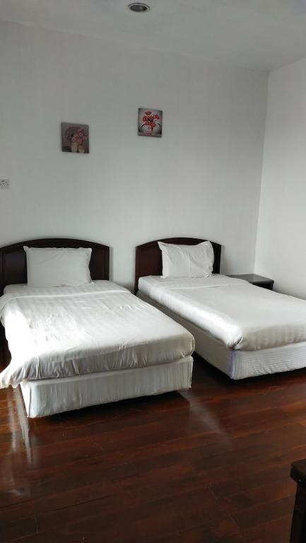 Happy Garden - Deluxe Twin Room