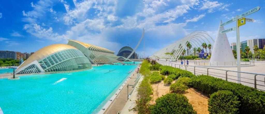 New Loft Valencia near to Turia River, Valencia – Precios ...