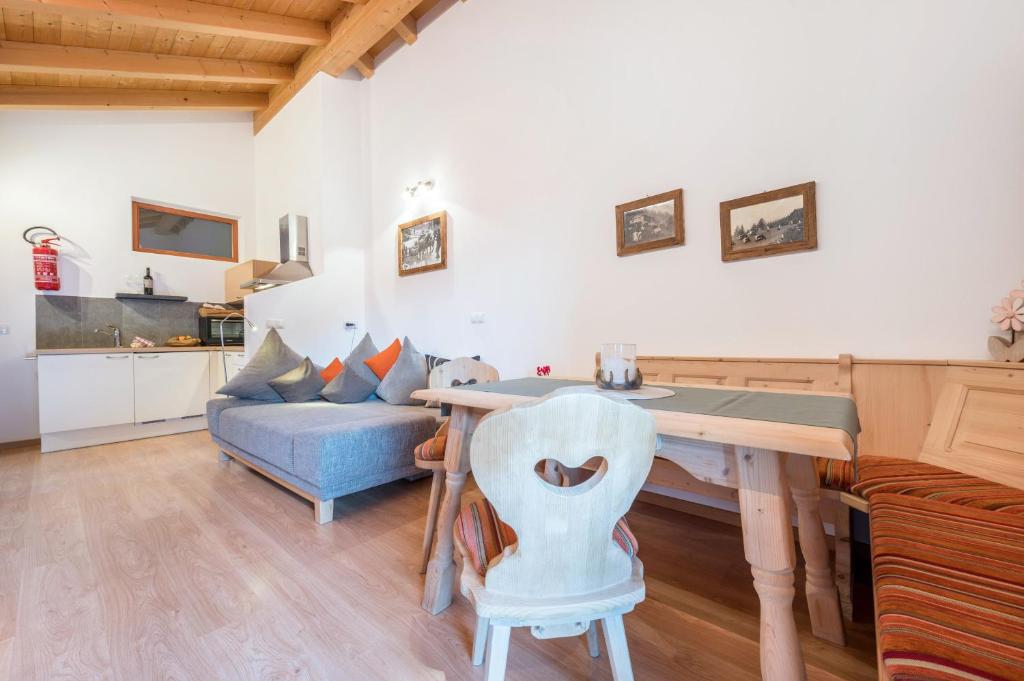 Kuchyň nebo kuchyňský kout v ubytování Raffreiderhof Apt Zirbe