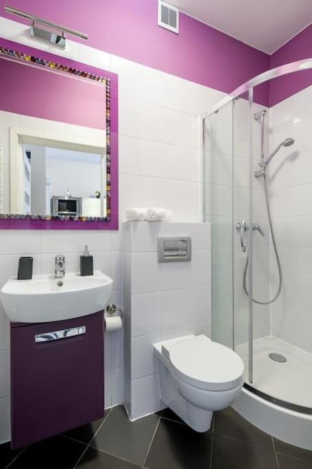 Kúpeľňa v ubytovaní Modern apartment in best location