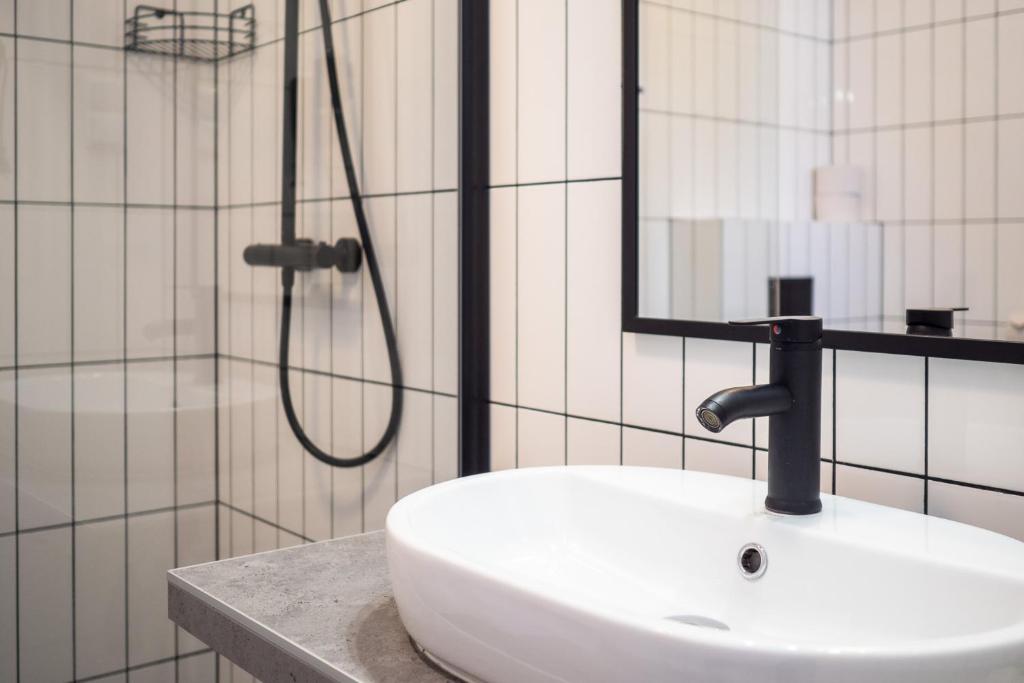 Apartamenty Black Lion - 12