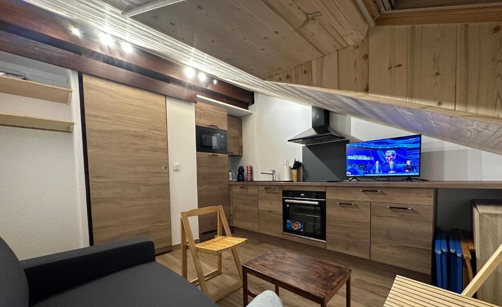 Fotografia z galérie ubytovania Studio de 20m2 mansardé v destinácii La Chapelle-dʼAbondance
