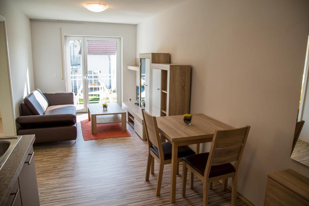 Gästehaus und Fewo Lamm Garni - One-Bedroom Apartment