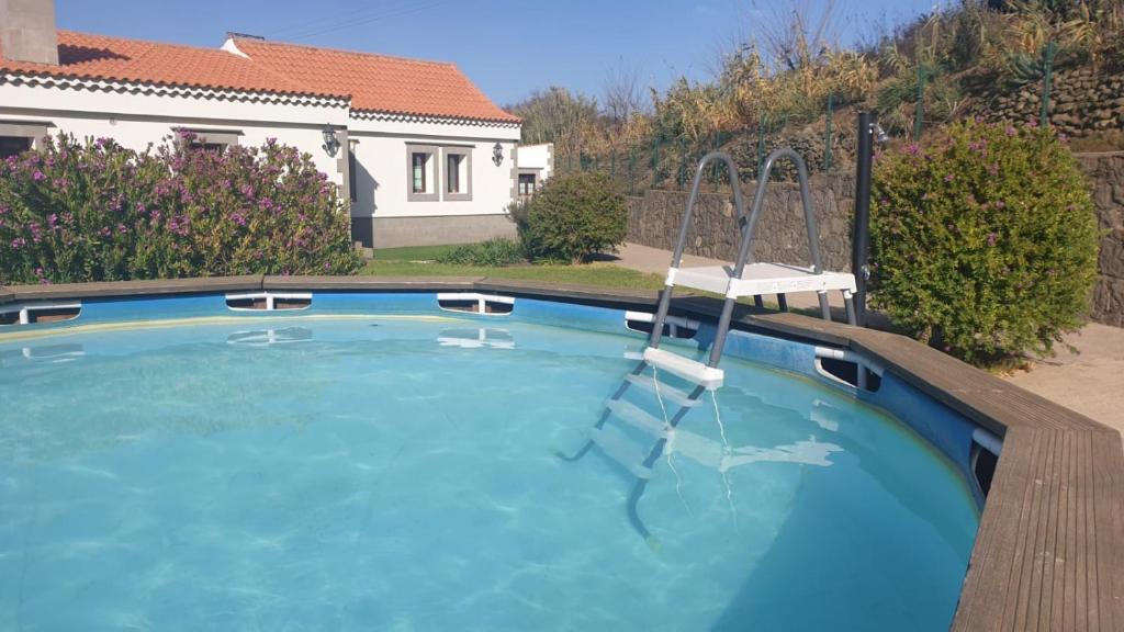 The swimming pool at or close to Casa Lucas