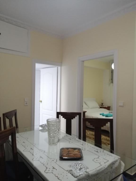 Robert House - One-Bedroom Apartment