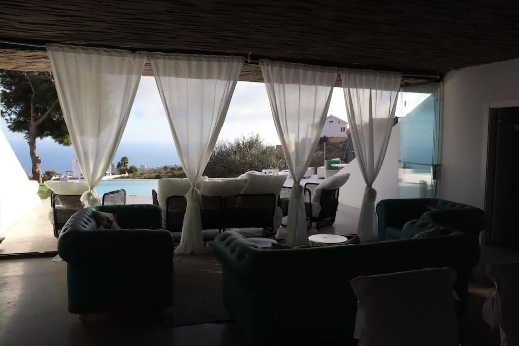 Posezení v ubytování Amazing Villa in Benalmadena