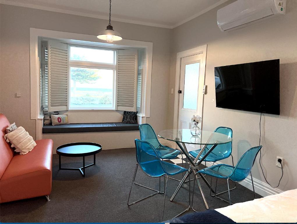 Apartment Beach Front Studio on Marine Prd, Napier, New Zealand