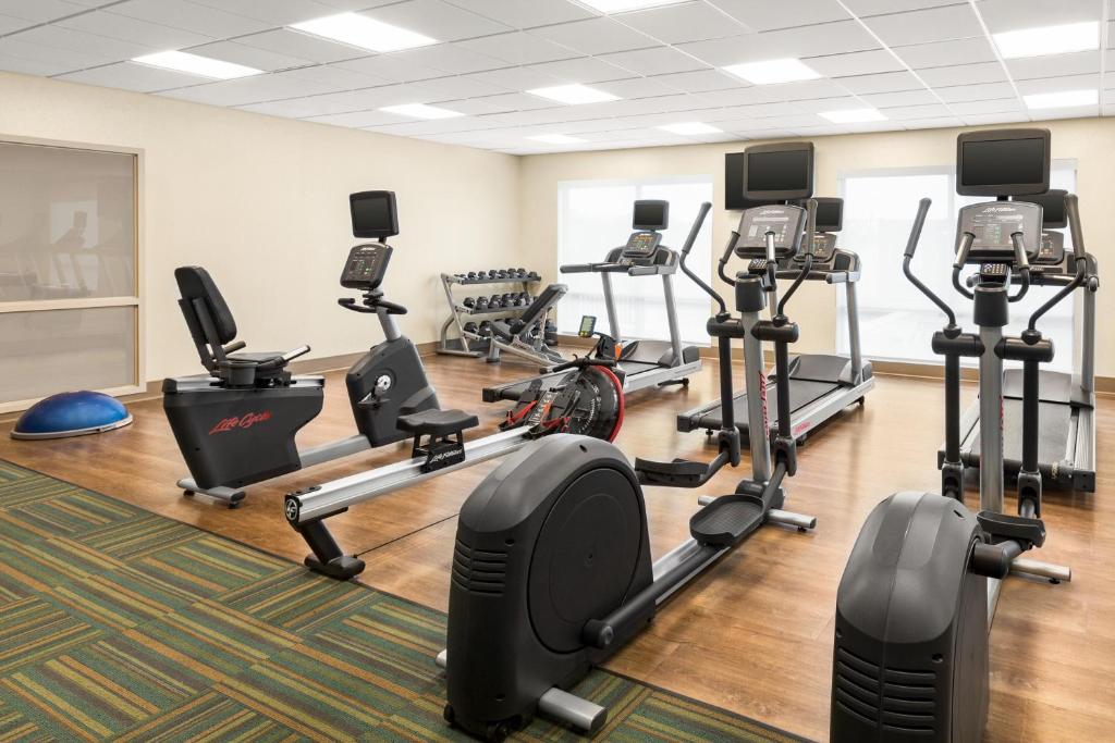 Holiday Inn Express & Suites - Ukiah by IHG photo