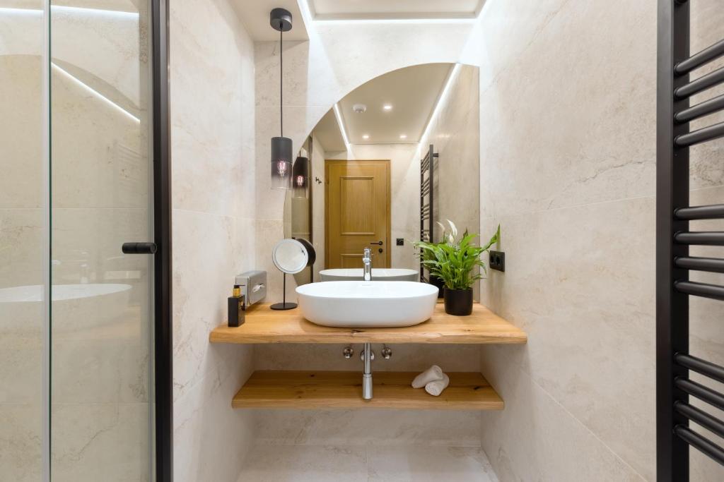 Boutique Hotel ANYBODY - 16